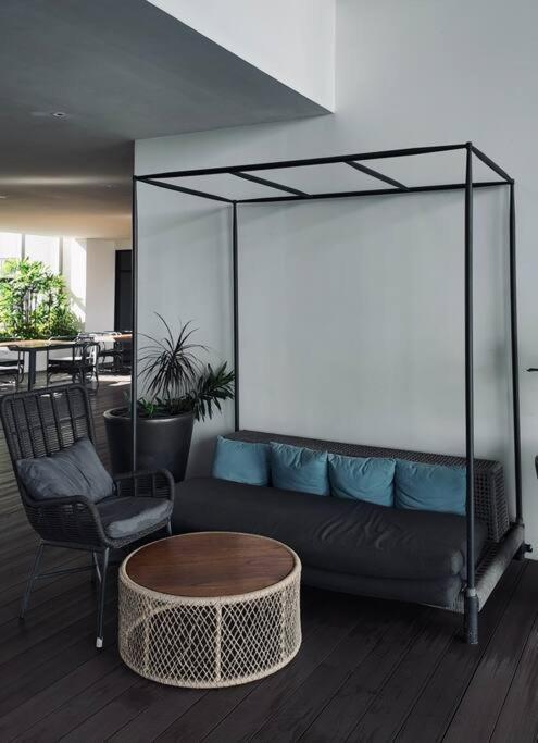 Kl Central, The Establishment,bangsar, Comfy Loft Beside Lrt * Kuala Lumpur