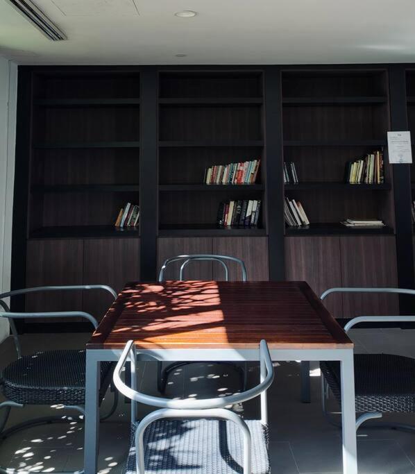 Kl Central, The Establishment,bangsar, Comfy Loft Beside Lrt Pangsapuri *