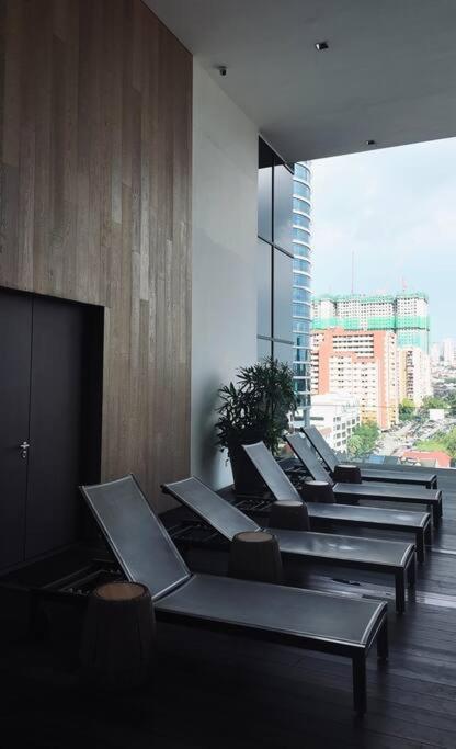 Kl Central, The Establishment,bangsar, Comfy Loft Beside Lrt Kuala Lumpur
