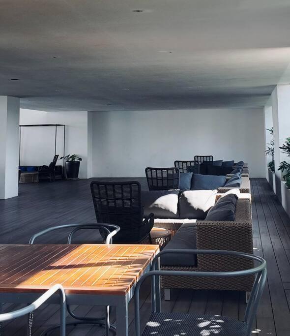 Kl Central, The Establishment,bangsar, Comfy Loft Beside Lrt Kuala Lumpur